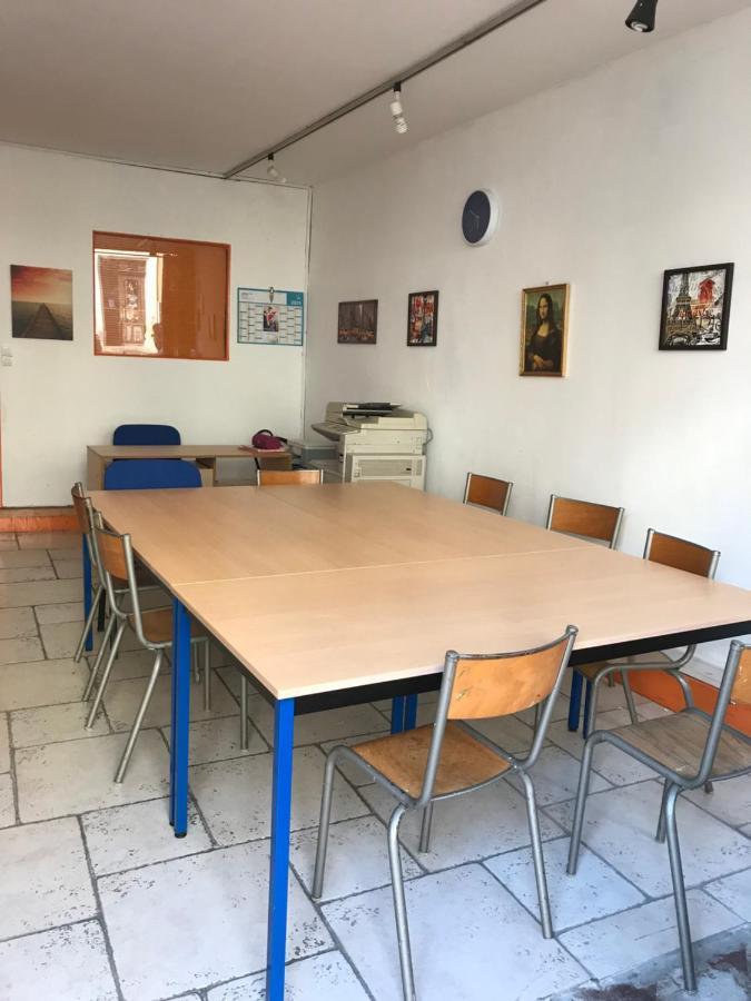Espace Grenouillit Aubenas Appartement Buitenkant foto