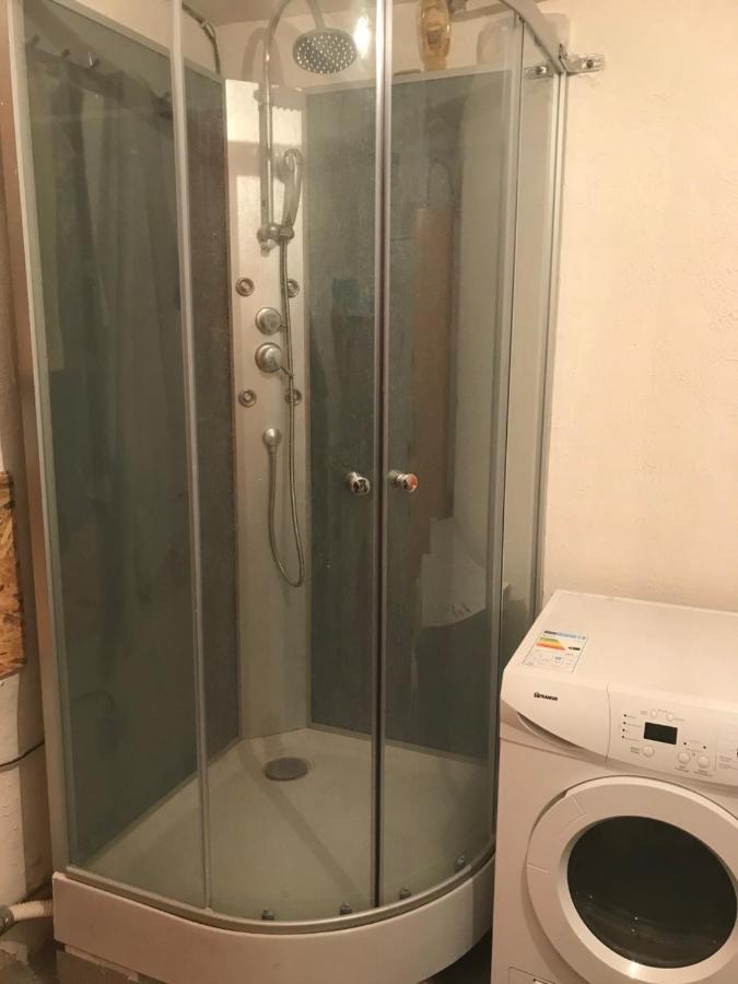 Espace Grenouillit Aubenas Appartement Buitenkant foto